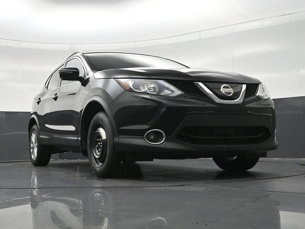 Used 2018 Nissan Rogue Sport SV w/ SV Technology Package AWD/4WD image 29