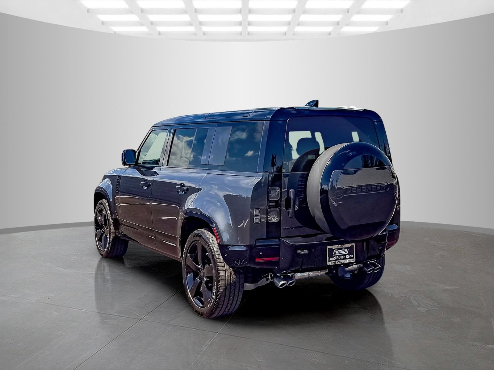 New 2026 Land Rover Defender 110 V8 AWD/4WD image 3