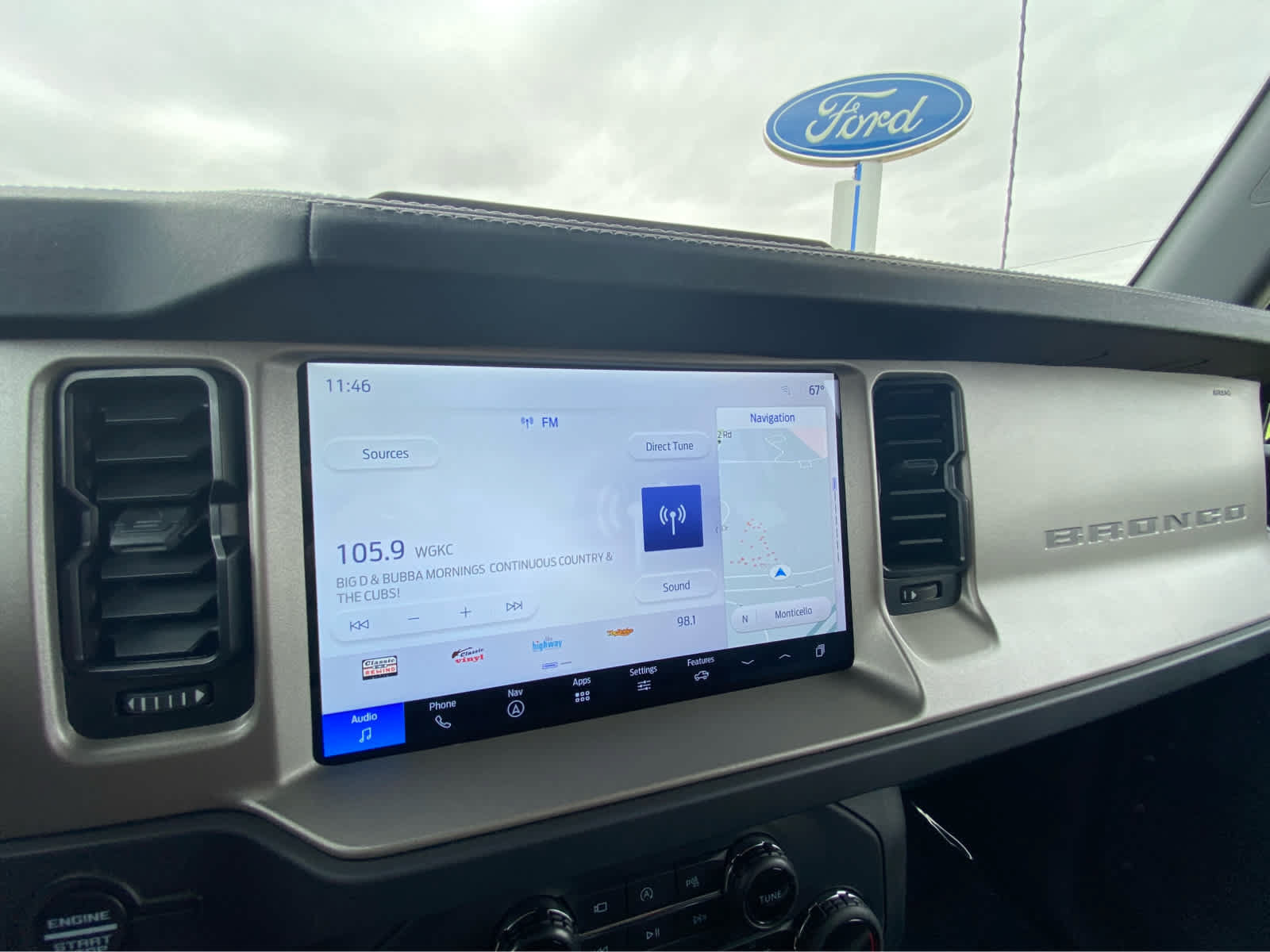 Used 2025 Ford Bronco Outer Banks AWD/4WD image 31