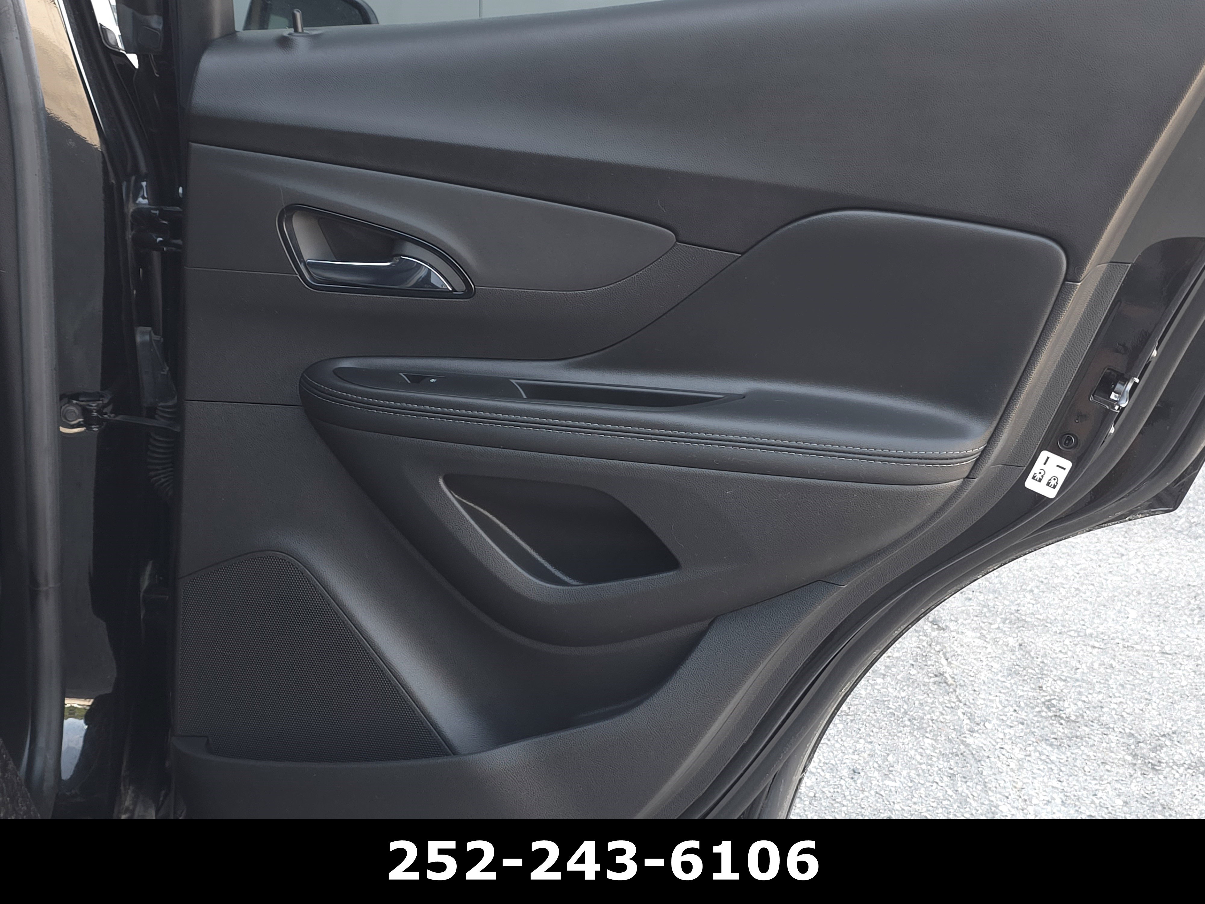 Used 2022 Buick Encore Preferred w/ Safety Package FWD image 36