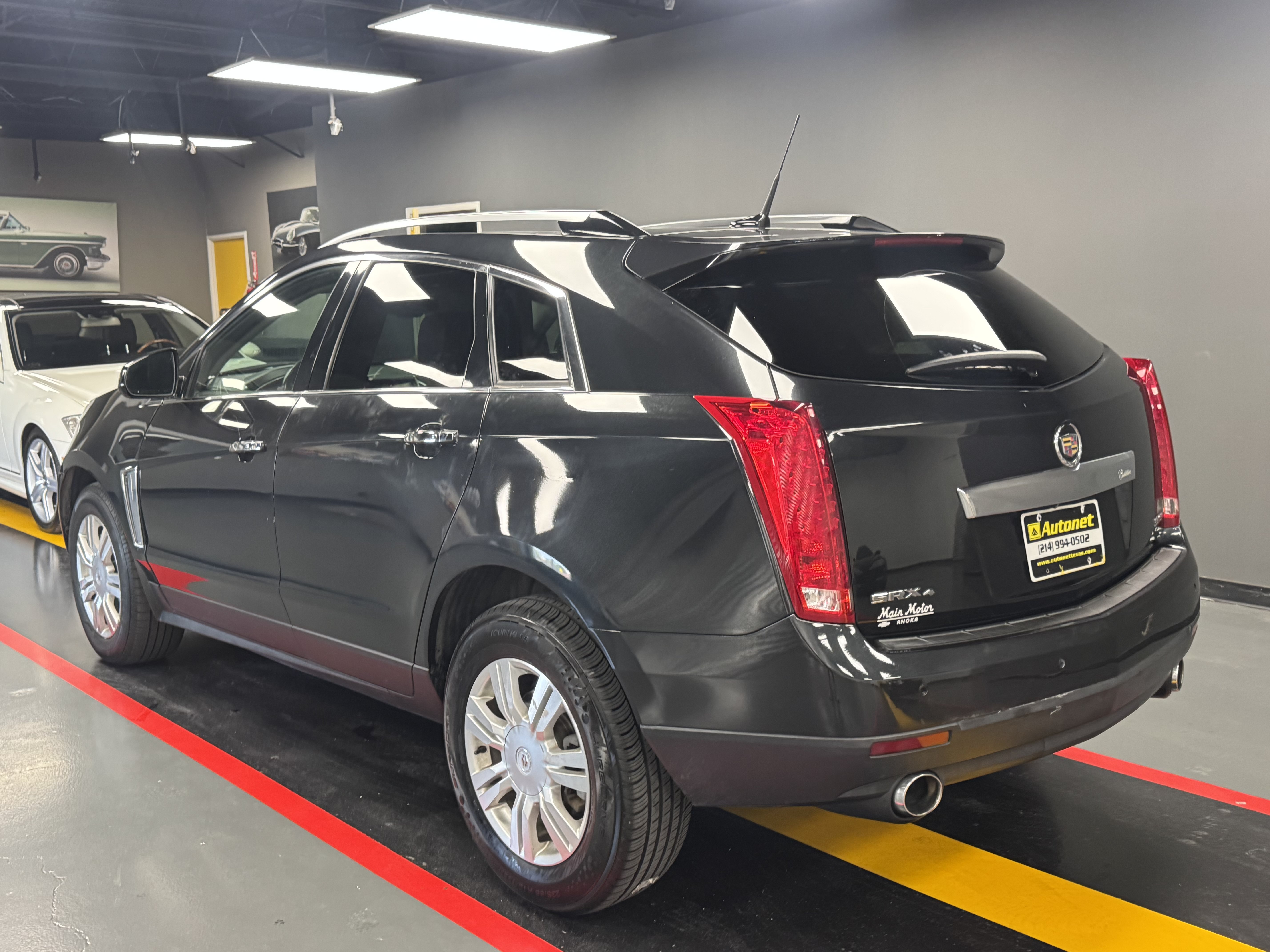 Used 2013 Cadillac SRX Luxury AWD/4WD image 7
