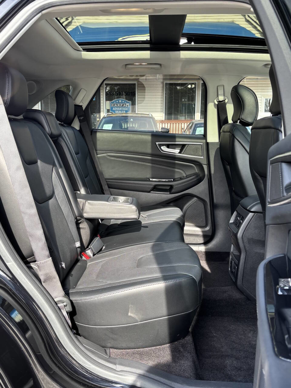 Used 2016 Ford Edge Titanium w/ Equipment Group 302A AWD/4WD image 17