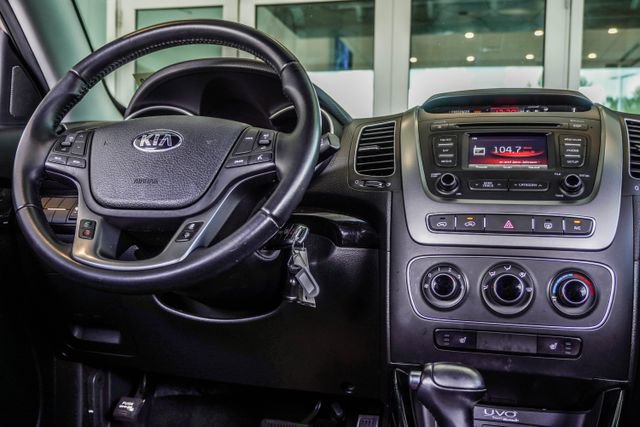 Used 2014 Kia Sorento LX FWD image 17