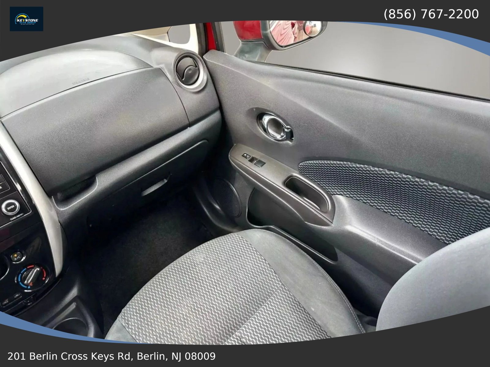 Used 2015 Nissan Versa Note SV FWD image 15