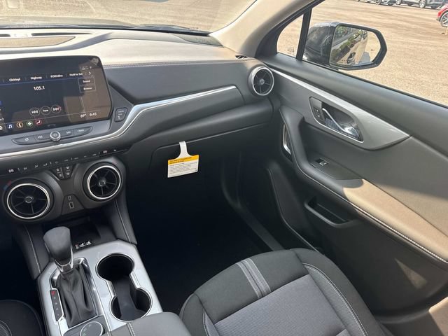 New 2026 Chevrolet Blazer LT w/ Convenience Package FWD image 19
