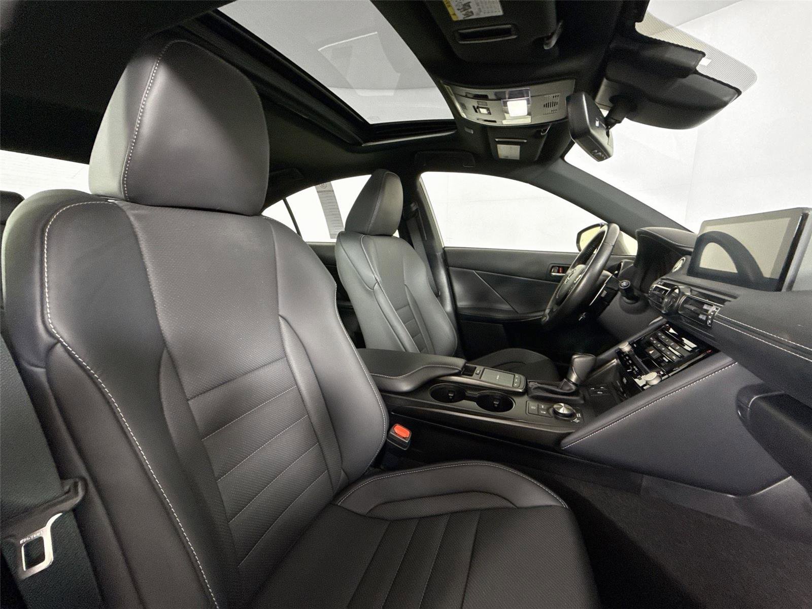 Used 2023 Lexus IS 350 F Sport image 42