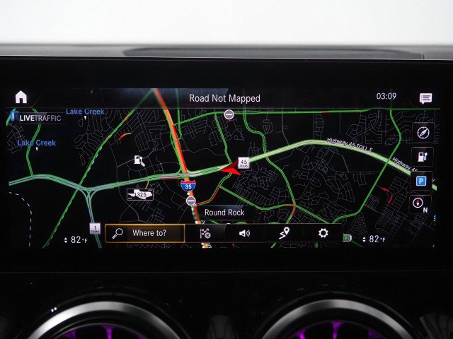 Used 2022 Mercedes-Benz EQB 300 4MATIC image 26