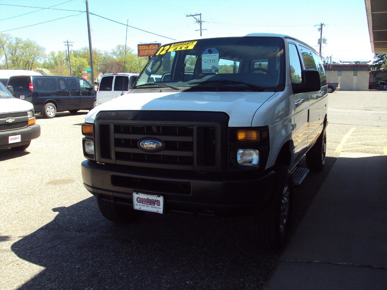 Used 2012 Ford E-350 and Econoline 350 XL RWD image 4