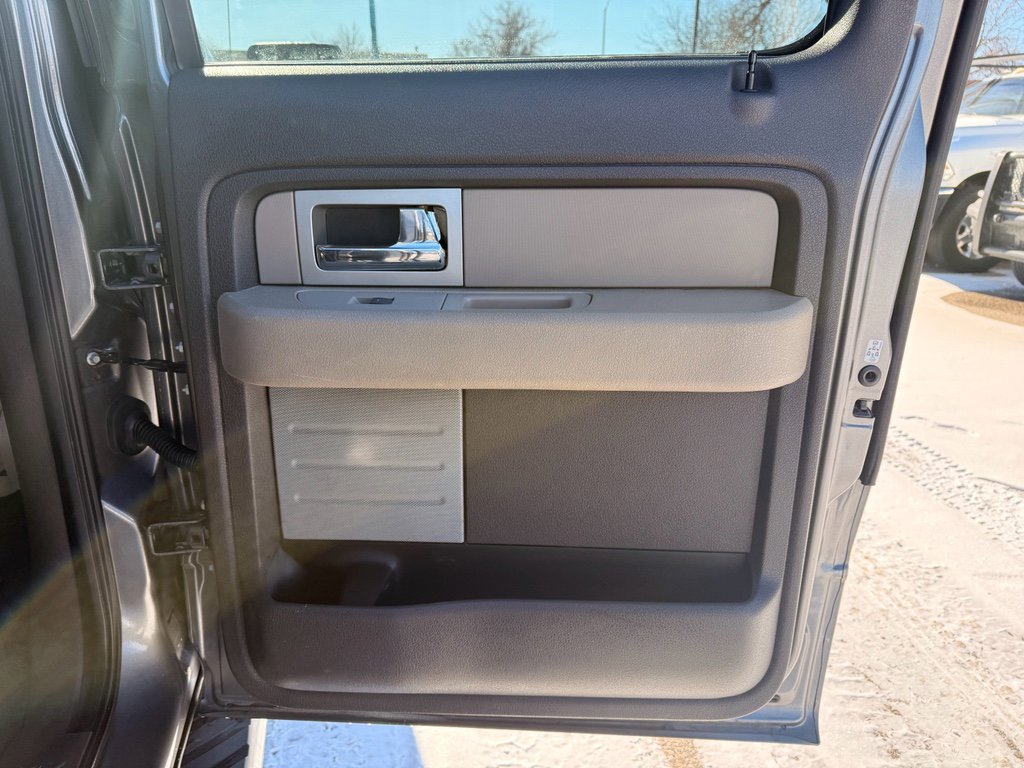 Used 2010 Ford F150 XLT image 15