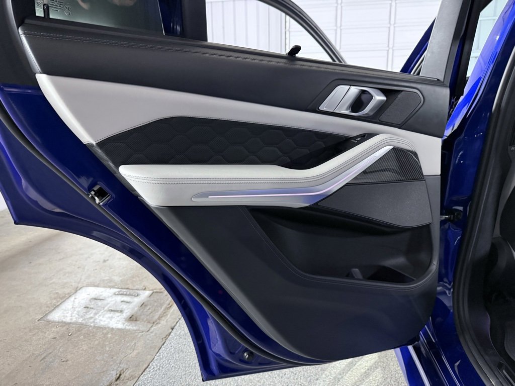 Used 2022 BMW X5 M w/ Competition Package 2 image 23