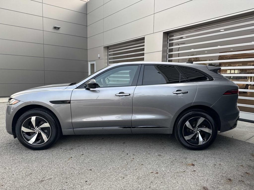 Certified 2024 Jaguar F-PACE R-Dynamic S AWD/4WD image 4
