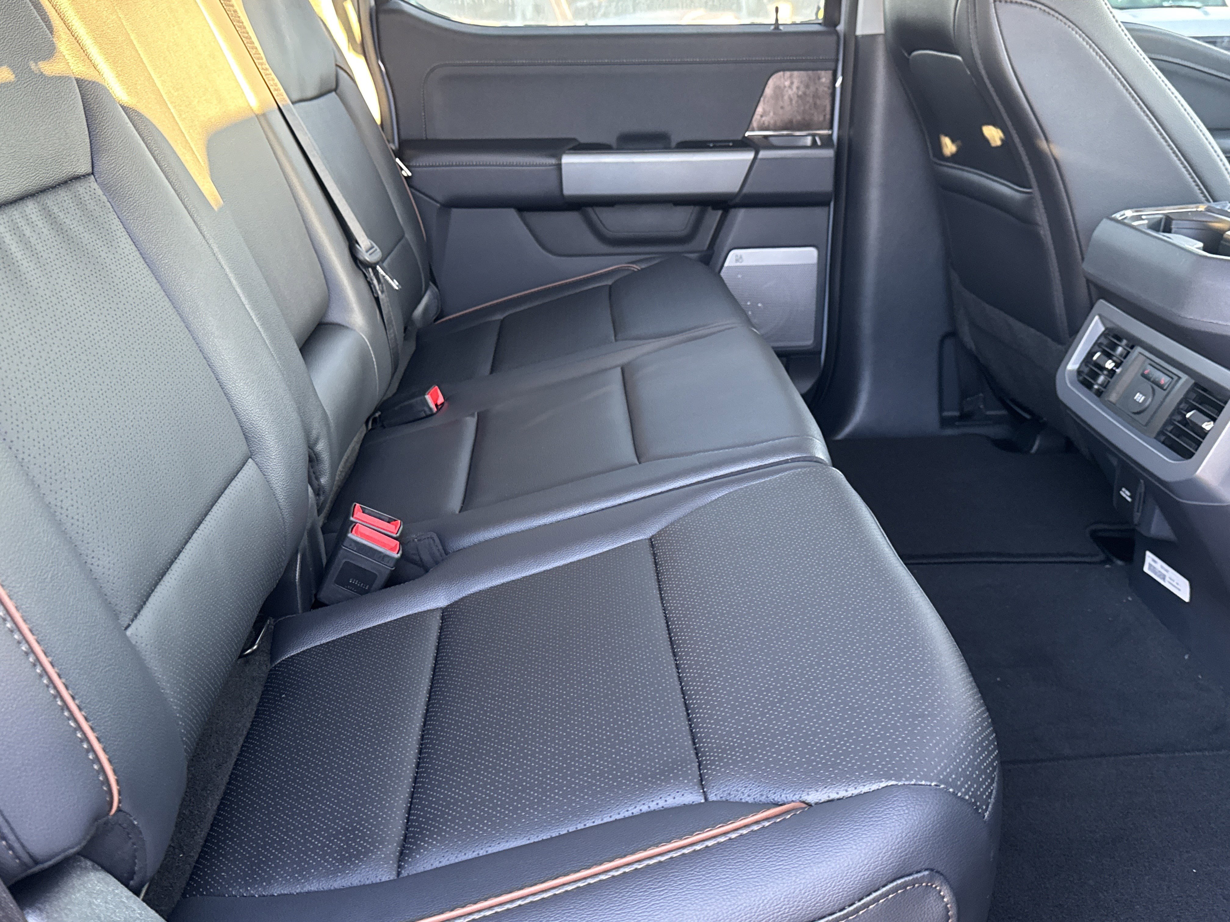 New 2026 Ford F250 4x4 Crew Cab Super Duty image 17