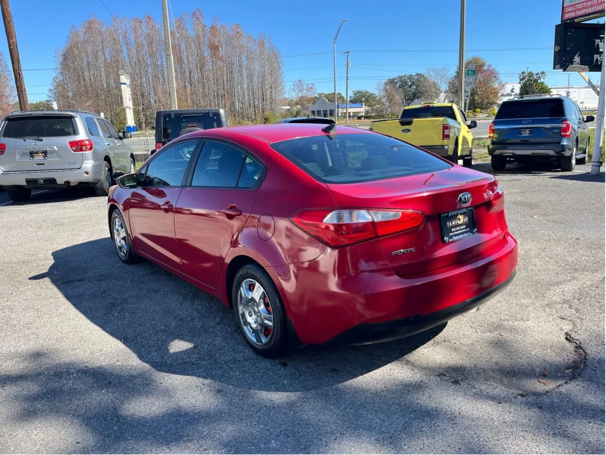 Used 2016 Kia Forte LX image 7