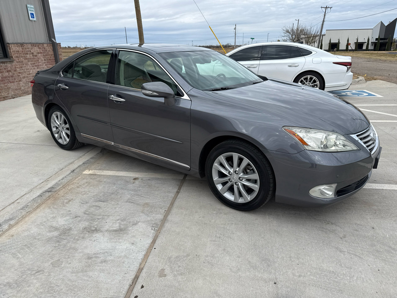 Used 2012 Lexus ES 350 image 7