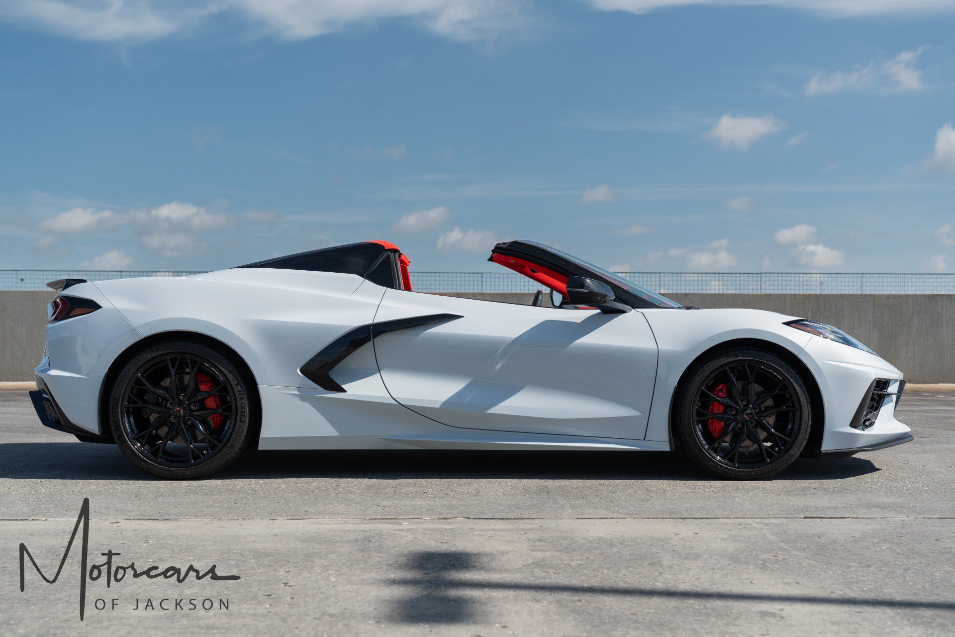 Used 2023 Chevrolet Corvette Stingray Premium Conv w/ Stealth Interior Trim Package RWD image 9