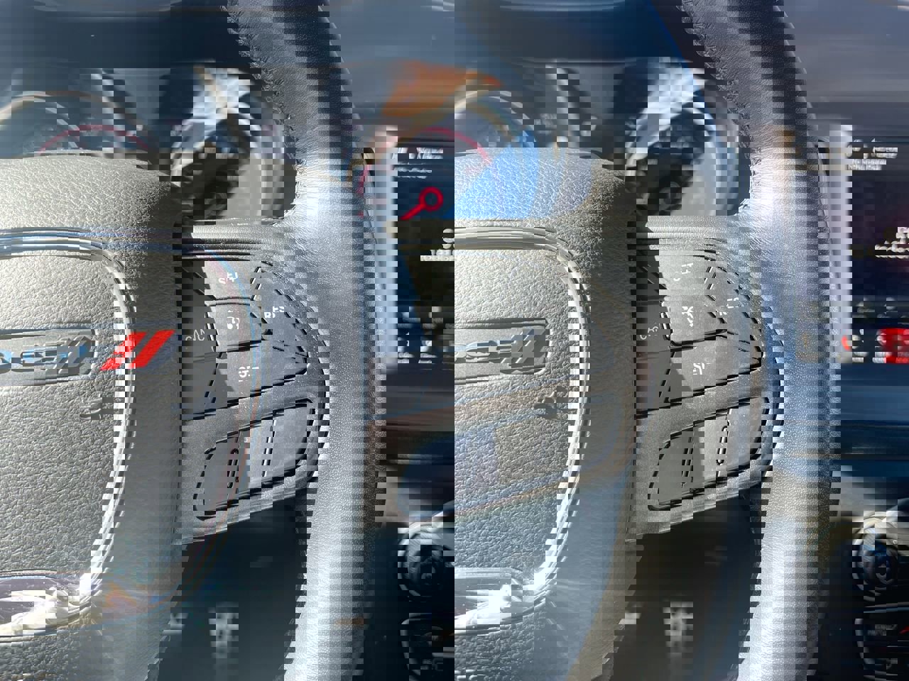 Used 2023 Dodge Charger GT image 33