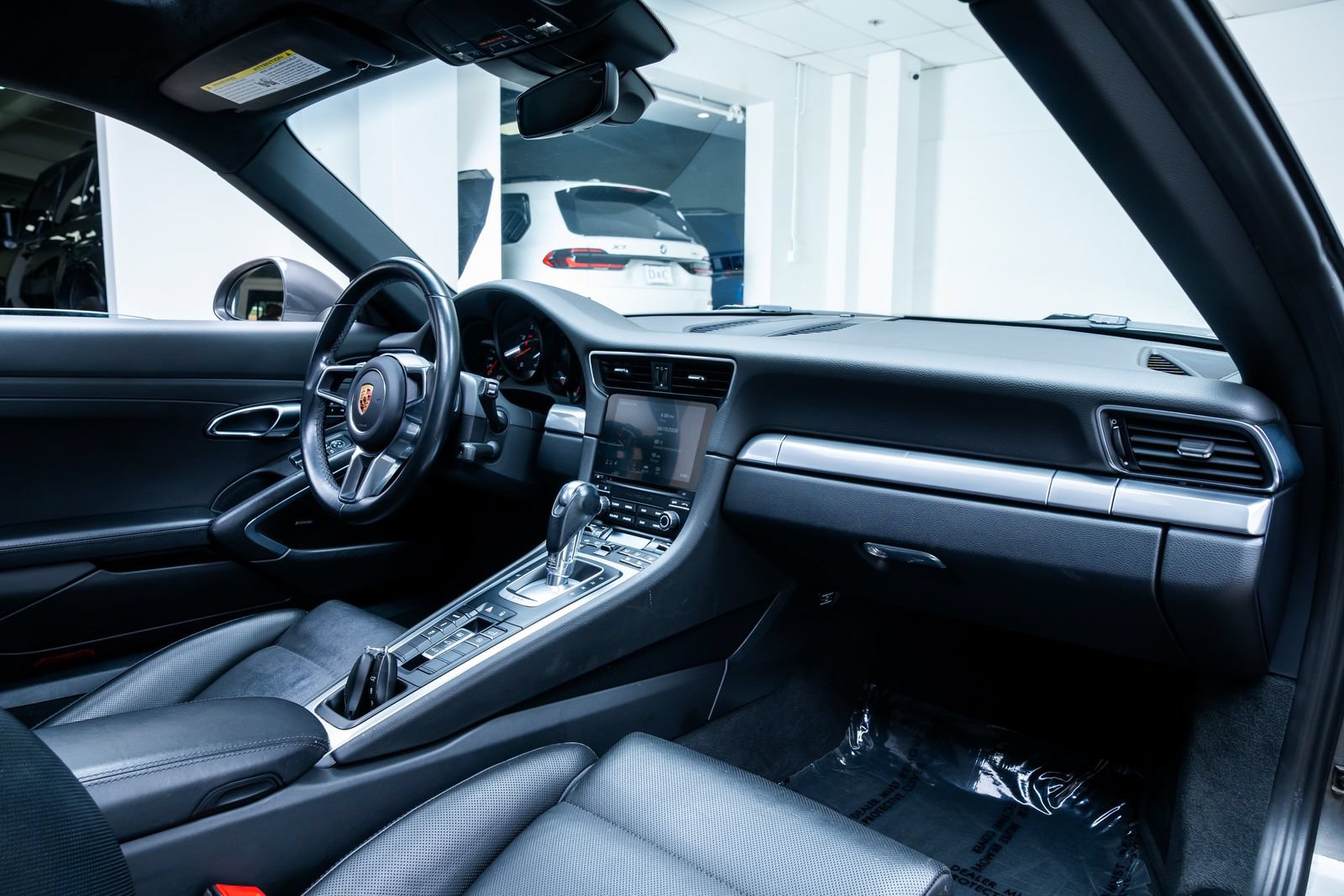 Used 2018 Porsche 911 Carrera RWD image 20