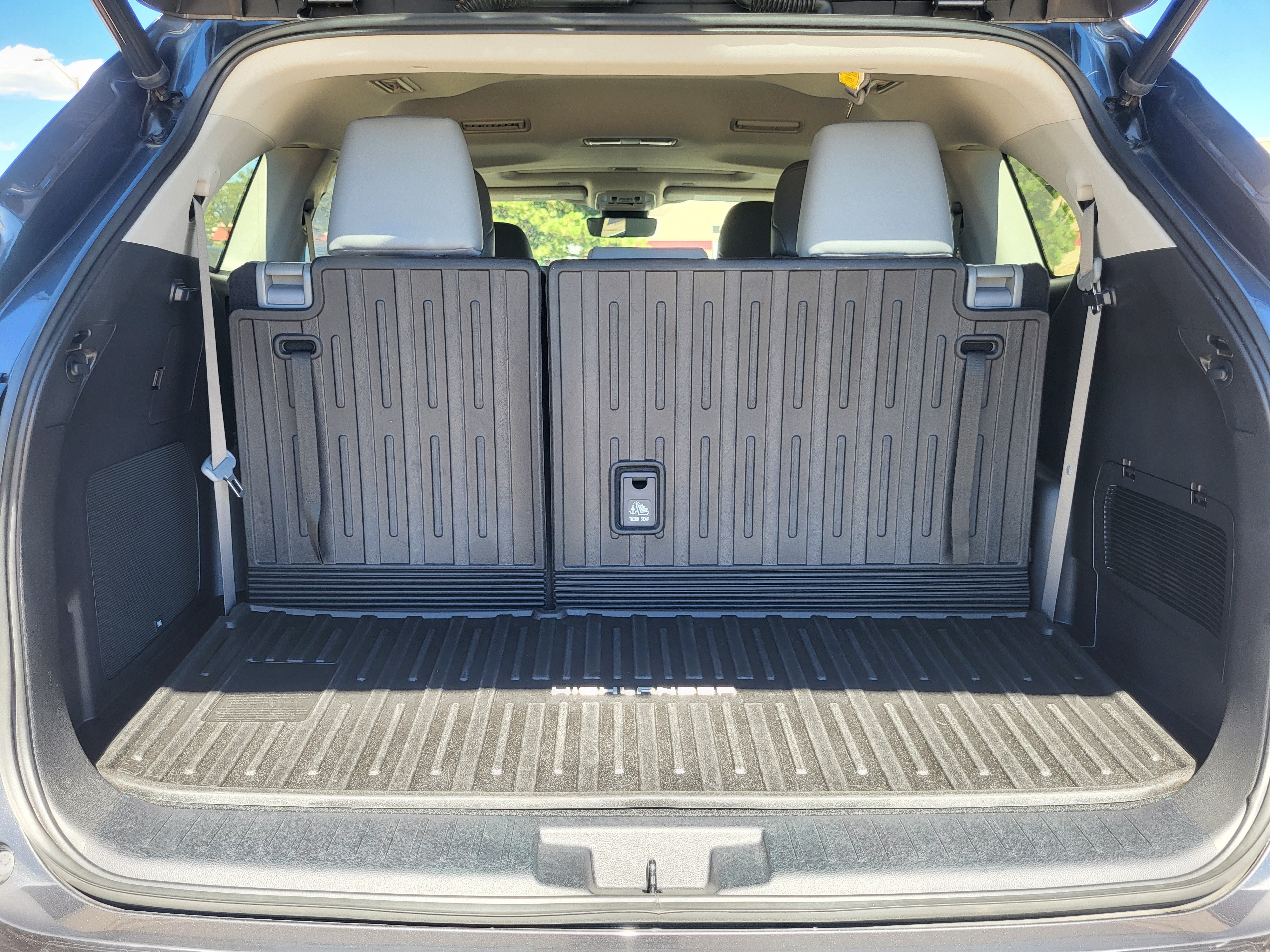 Used 2023 Toyota Highlander Limited AWD/4WD image 25
