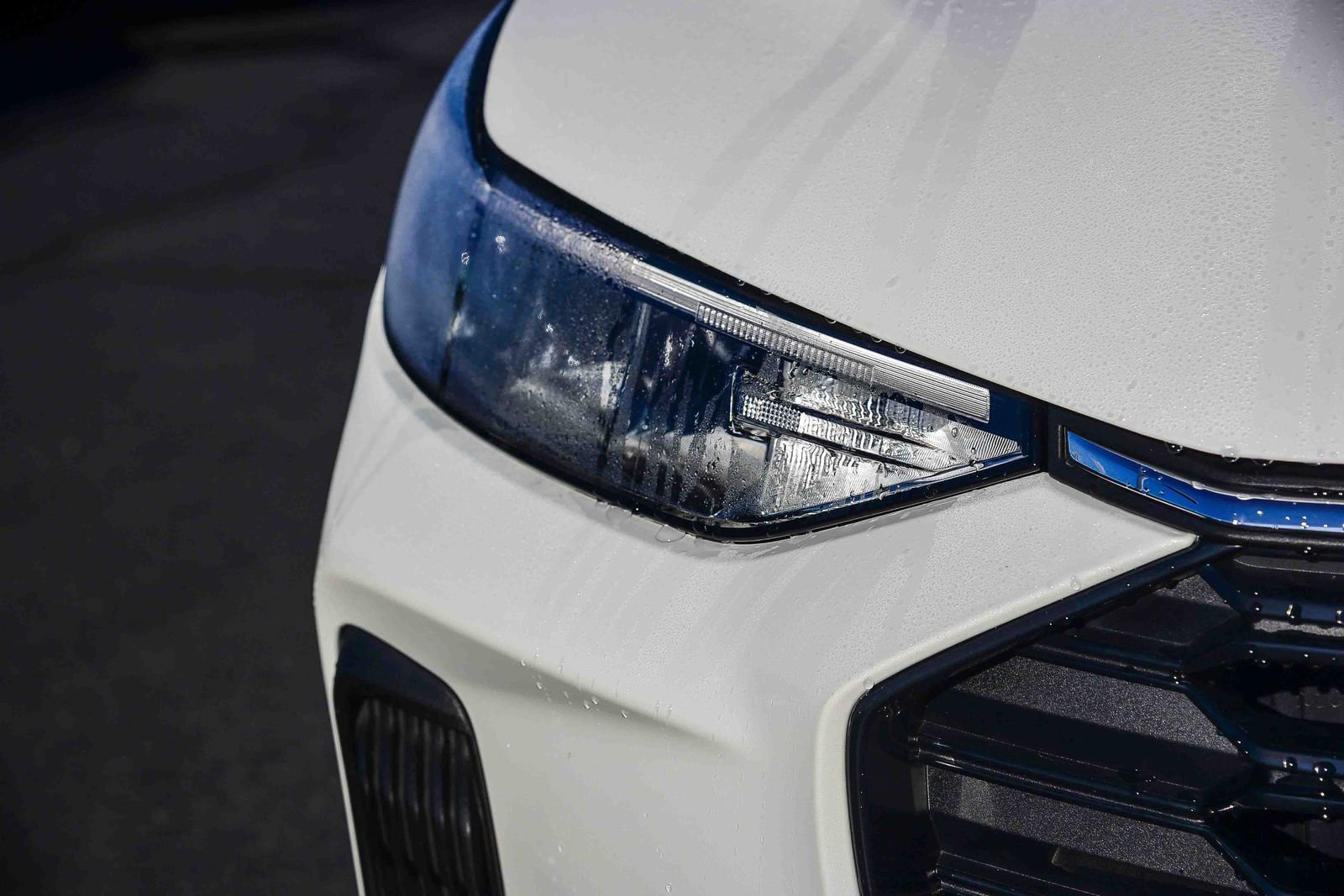 Used 2025 Ford Escape ST-Line w/ Equipment Group 301A image 10