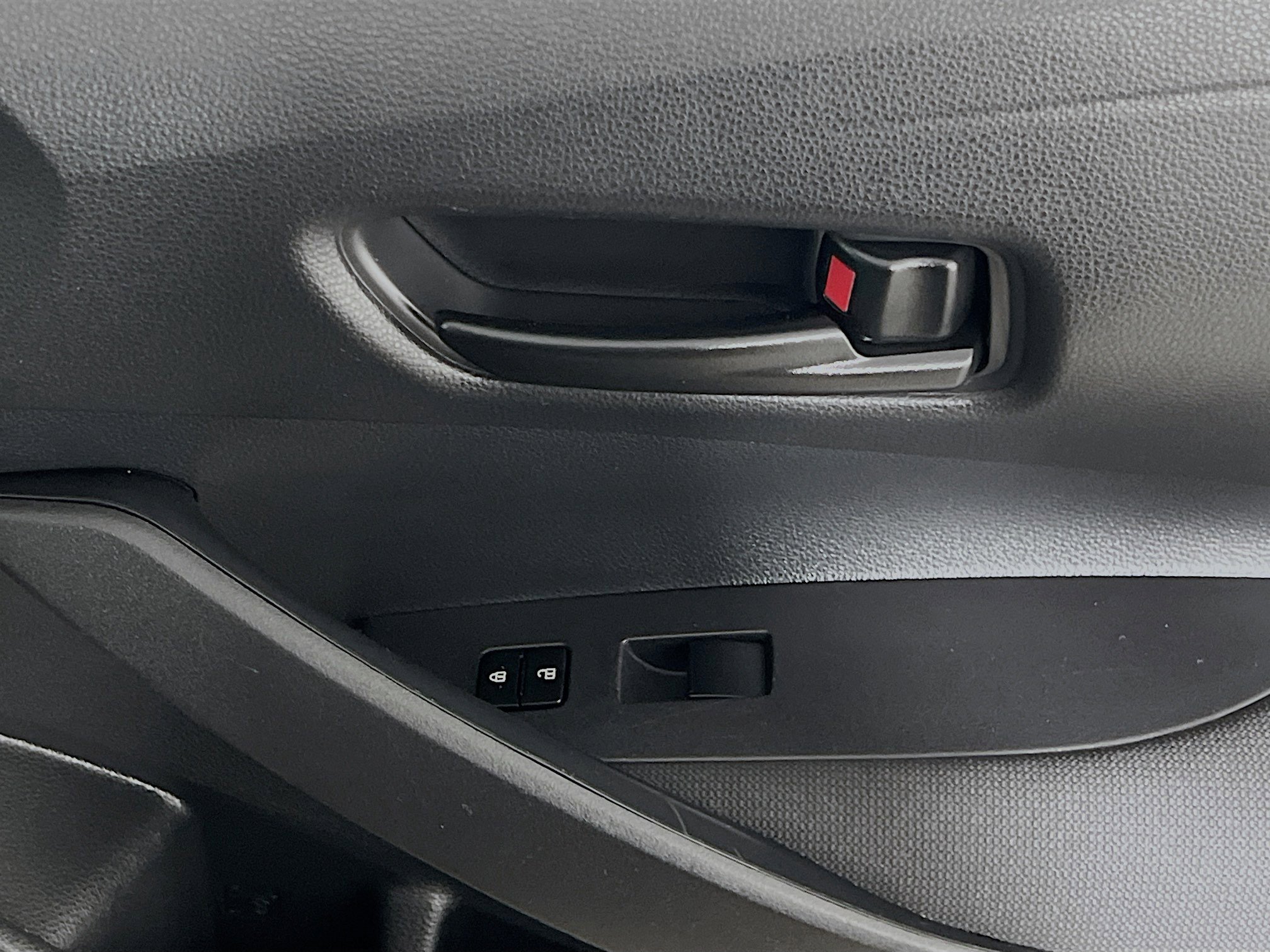 Used 2024 Toyota Corolla LE FWD image 30