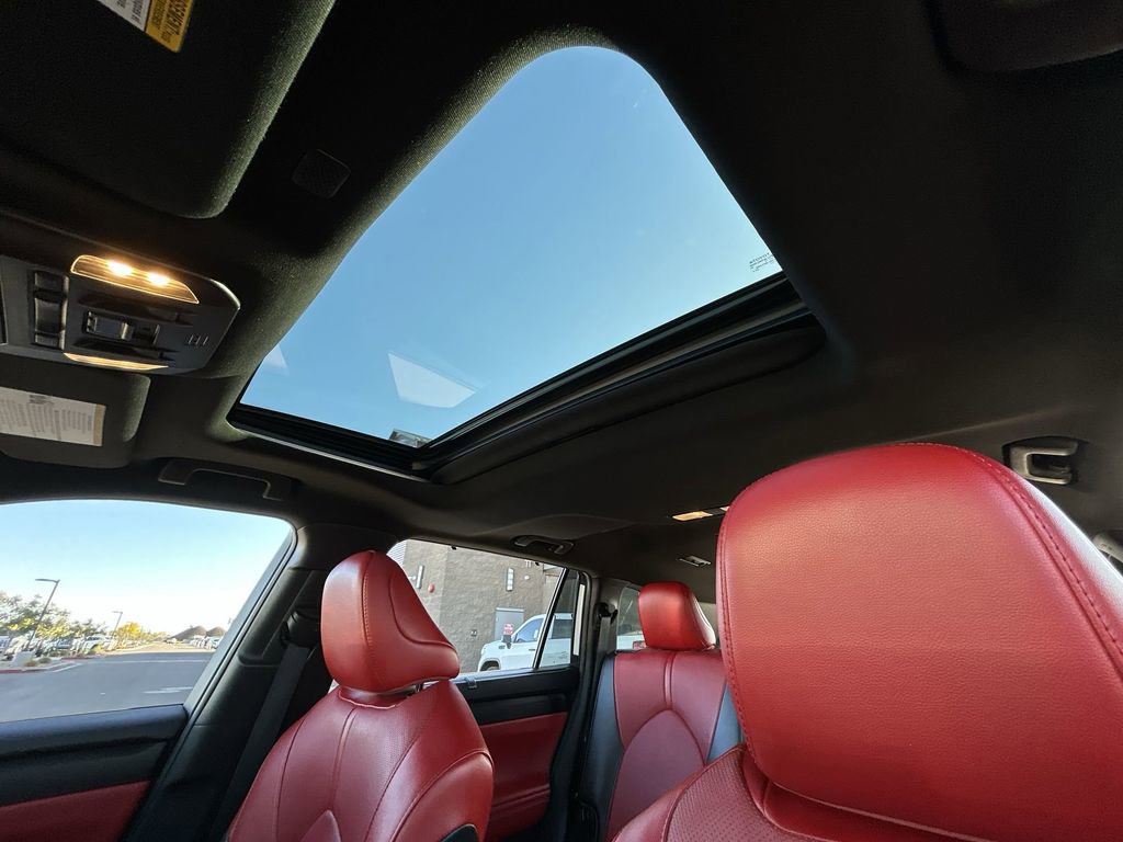 Used 2022 Toyota Highlander XSE image 19