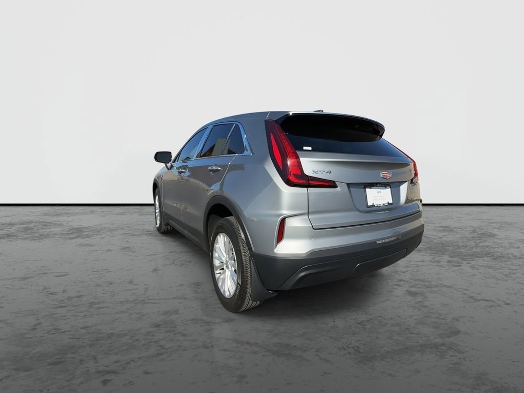 Certified 2024 Cadillac XT4 Luxury FWD image 6