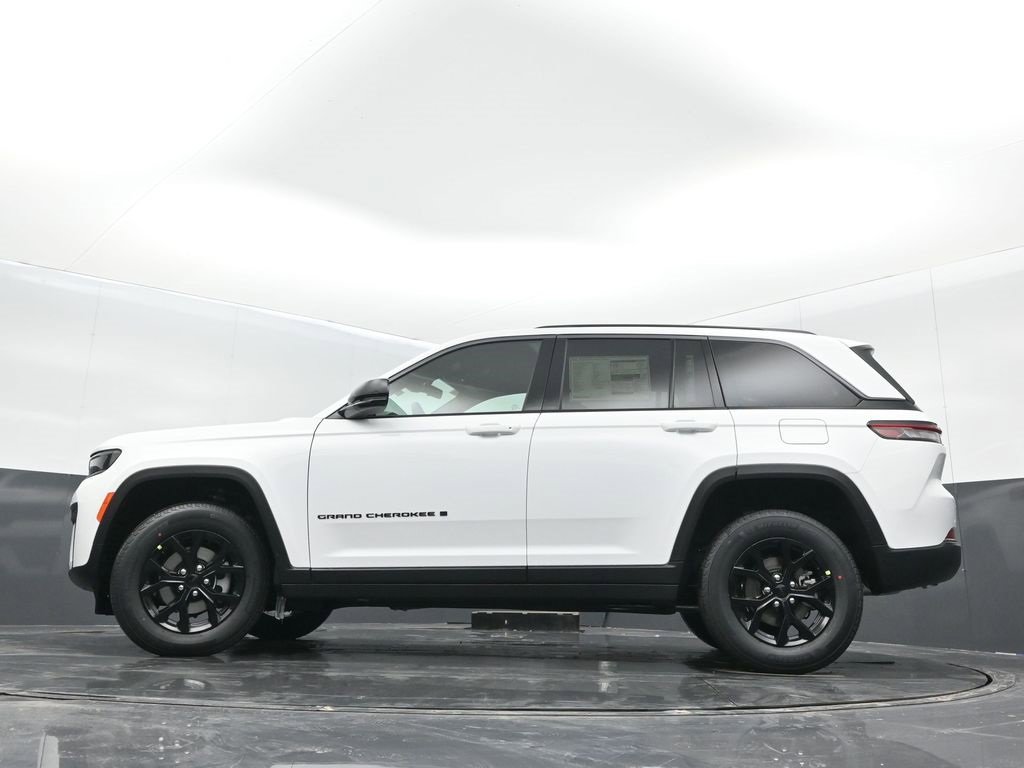New 2026 Jeep Grand Cherokee Altitude image 33
