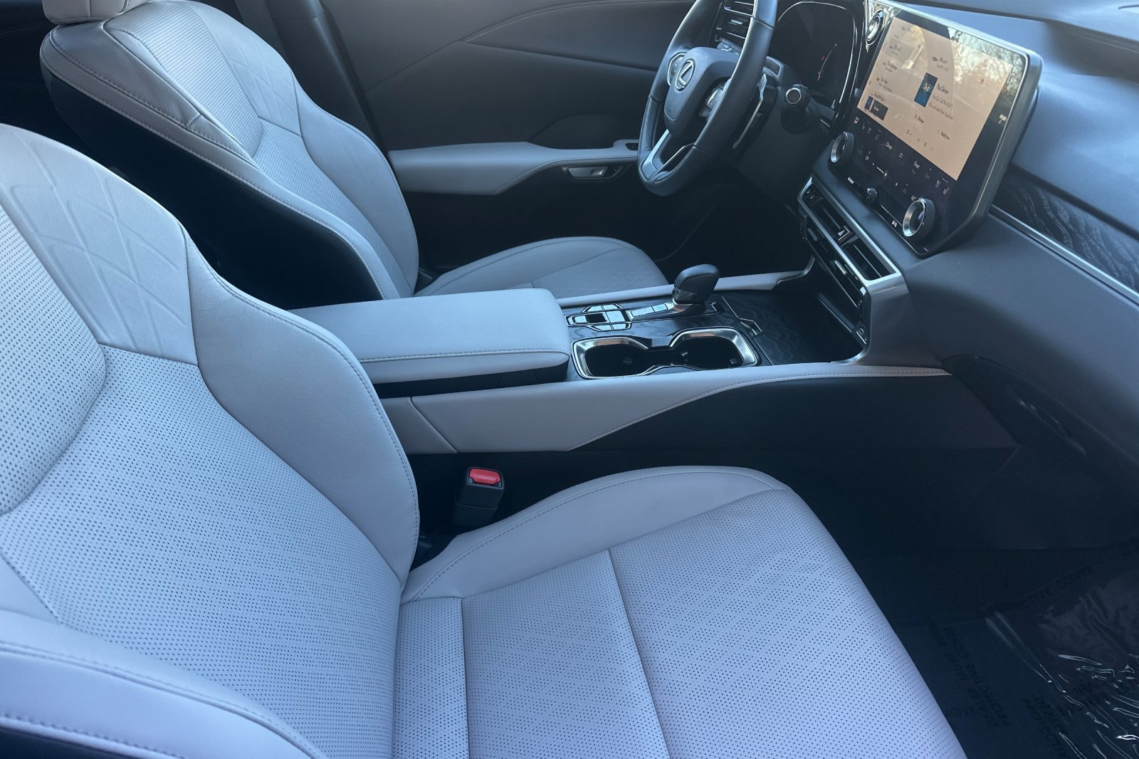 Certified 2024 Lexus RX 350 Premium Plus image 16