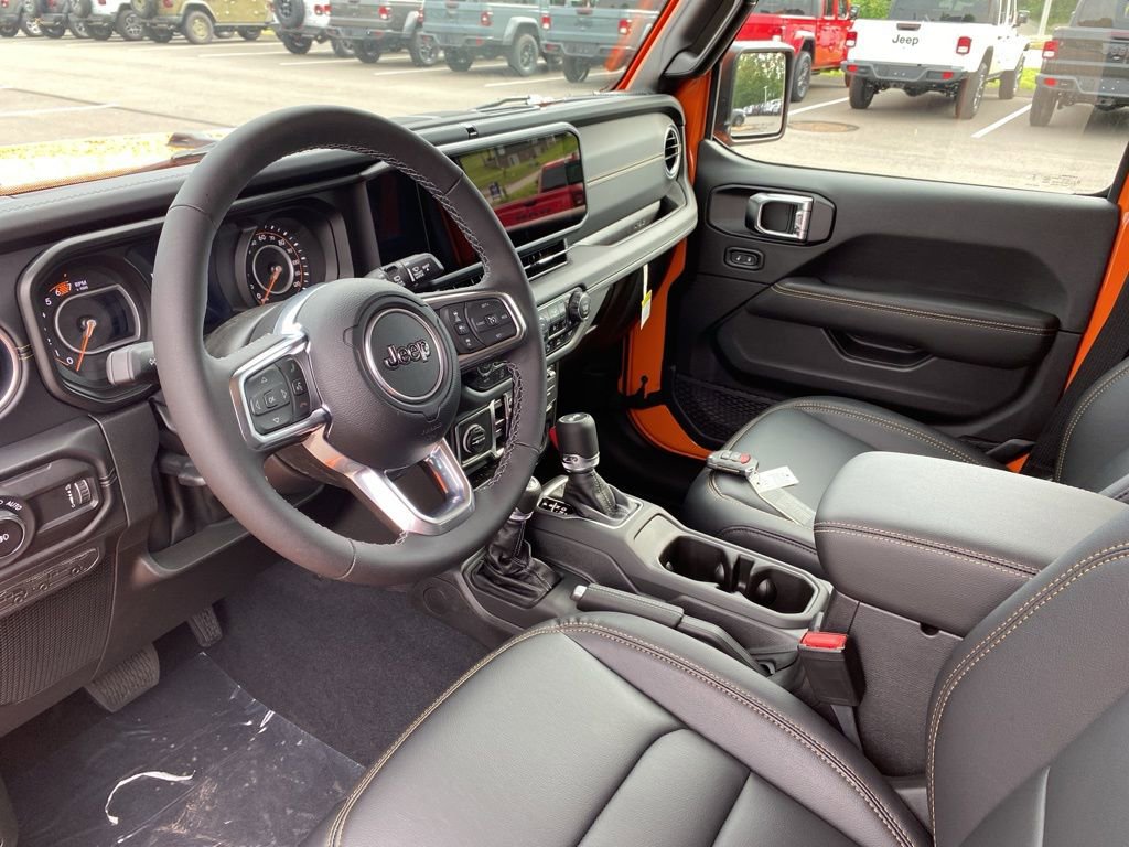New 2025 Jeep Wrangler Sahara w/ Safety Group image 24