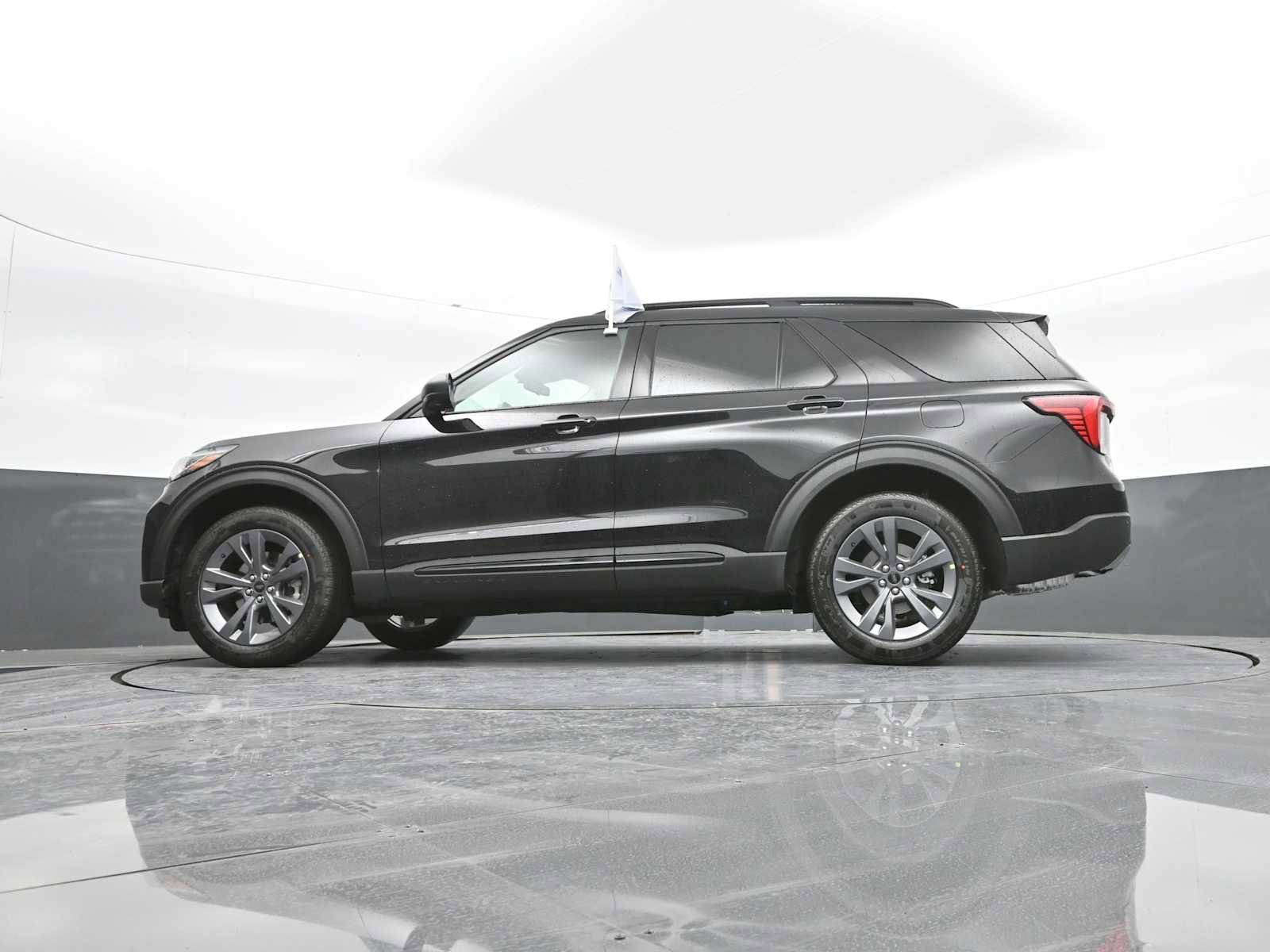 New 2026 Ford Explorer Active w/ Active Comfort Package image 61