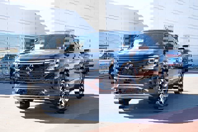 New 2026 Volkswagen Atlas Cross Sport SE image 2