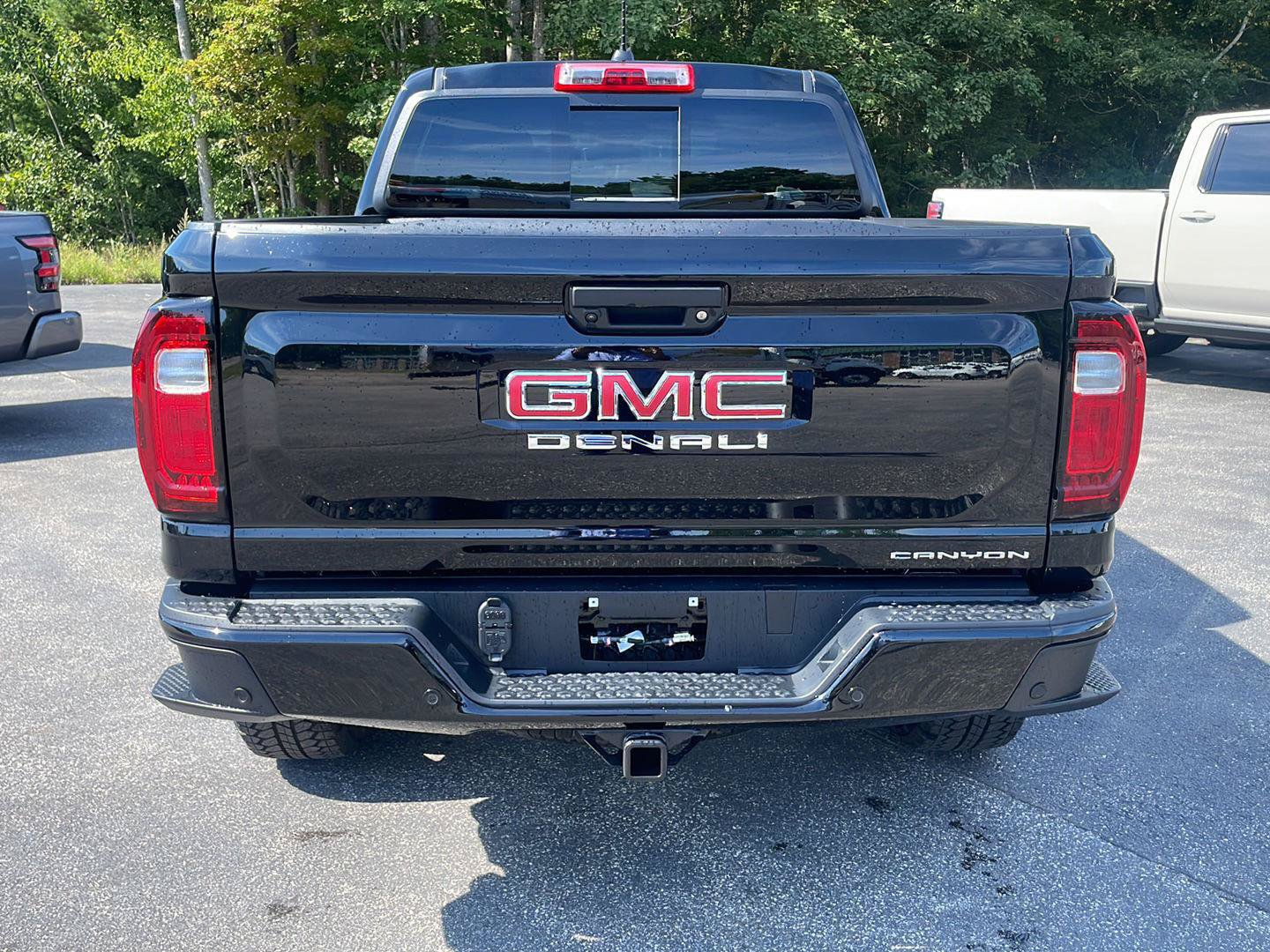 New 2026 GMC Canyon Denali AWD/4WD image 7