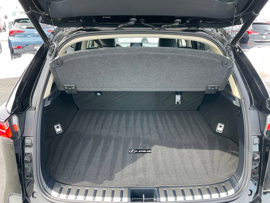 Used 2017 Lexus NX 200t FWD w/ Premium Package image 33