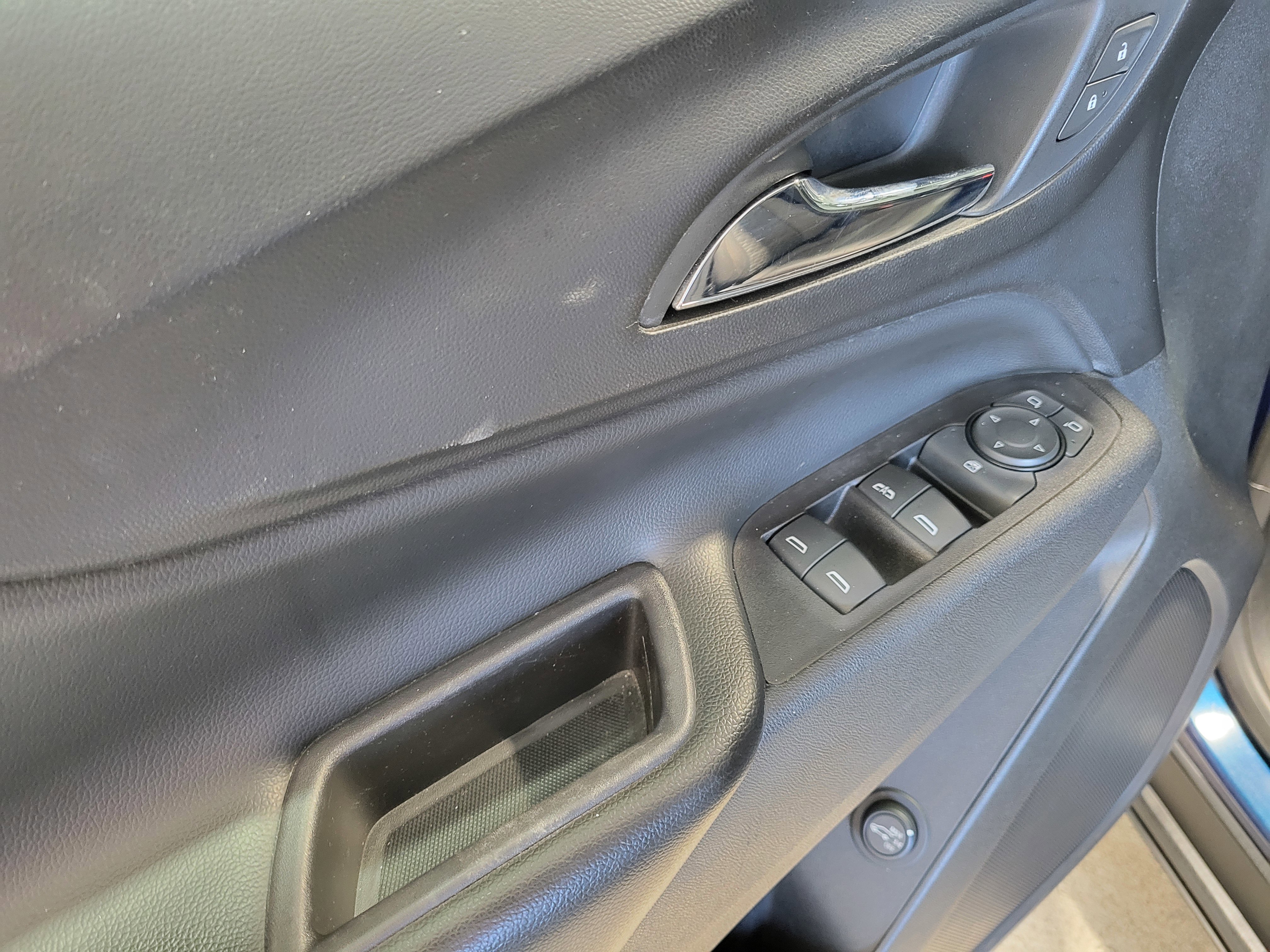 Certified 2019 Chevrolet Equinox LT image 28