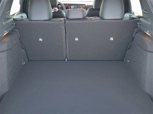 New 2025 Nissan Kicks SR image 20