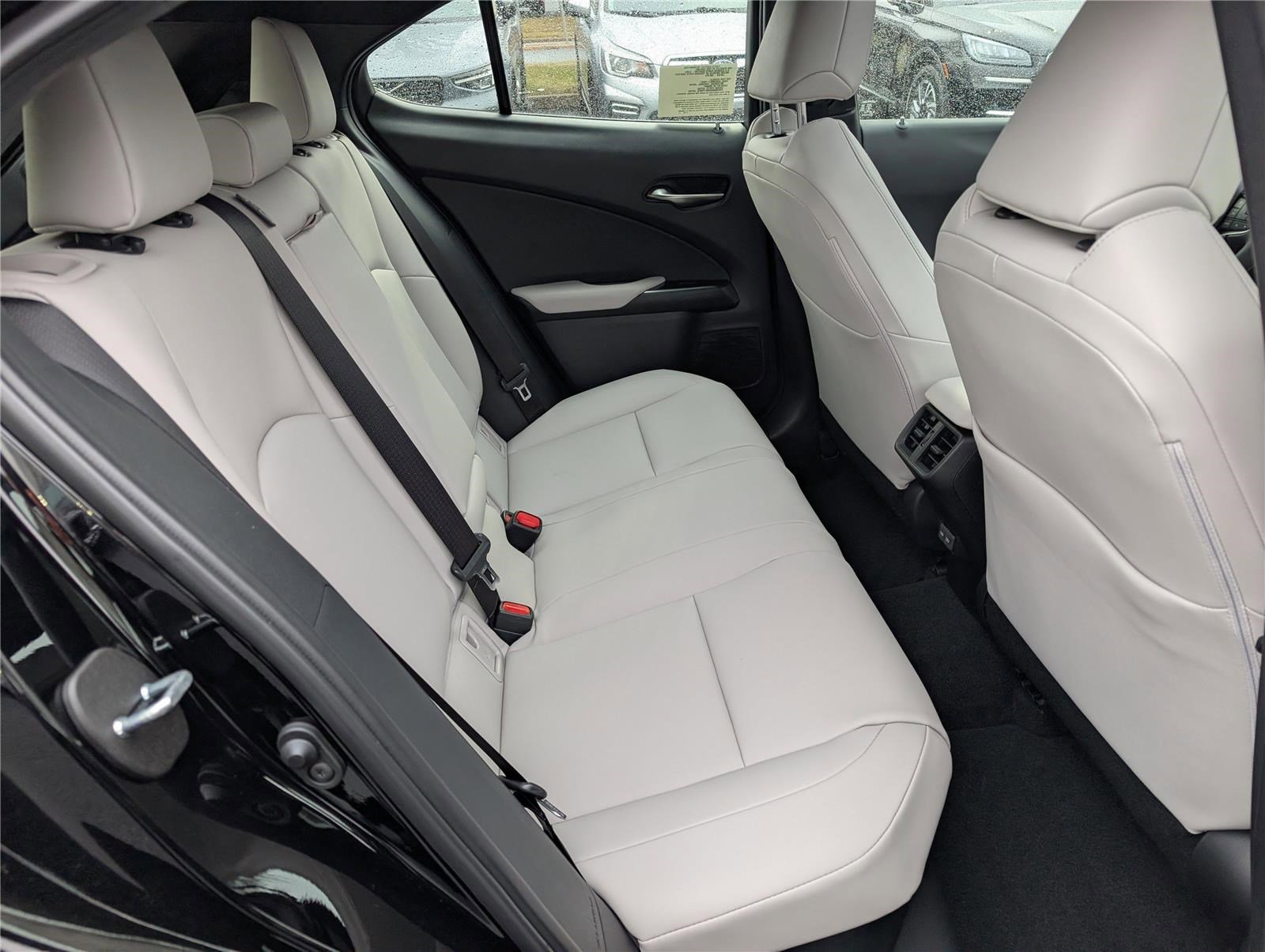 New 2025 Lexus UX 300h AWD image 8