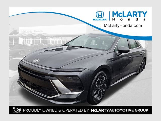 Used 2025 Hyundai Sonata SEL FWD image 1