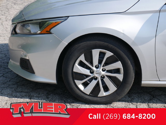 Used 2019 Nissan Altima 2.5 S FWD image 34