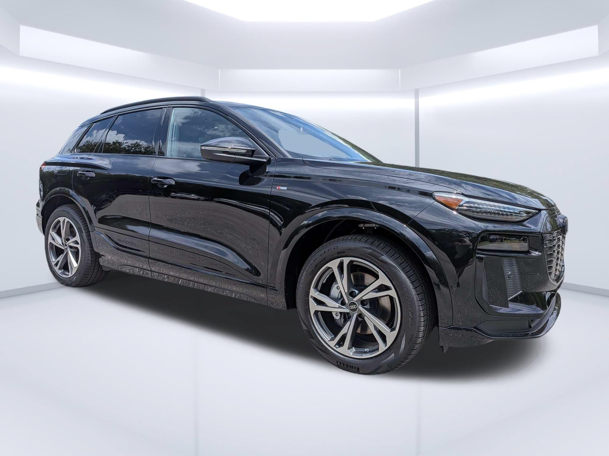 New 2027 Audi Q6 e-tron Premium Plus AWD/4WD image 1