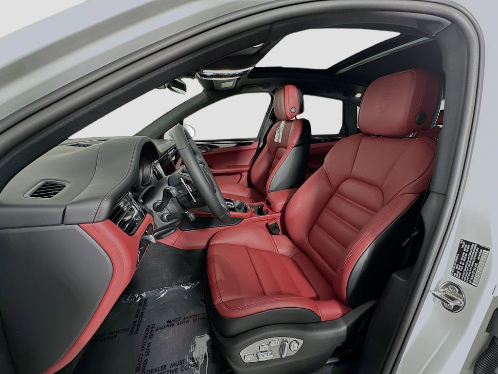 New 2026 Porsche Macan S AWD/4WD image 5