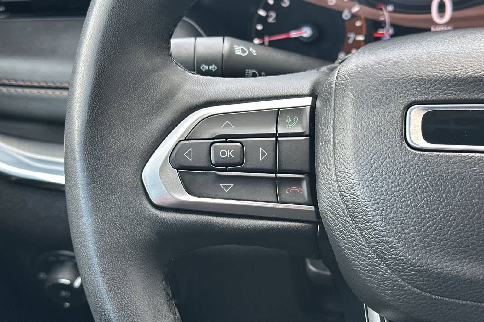 Used 2023 Jeep Compass Limited AWD/4WD image 26