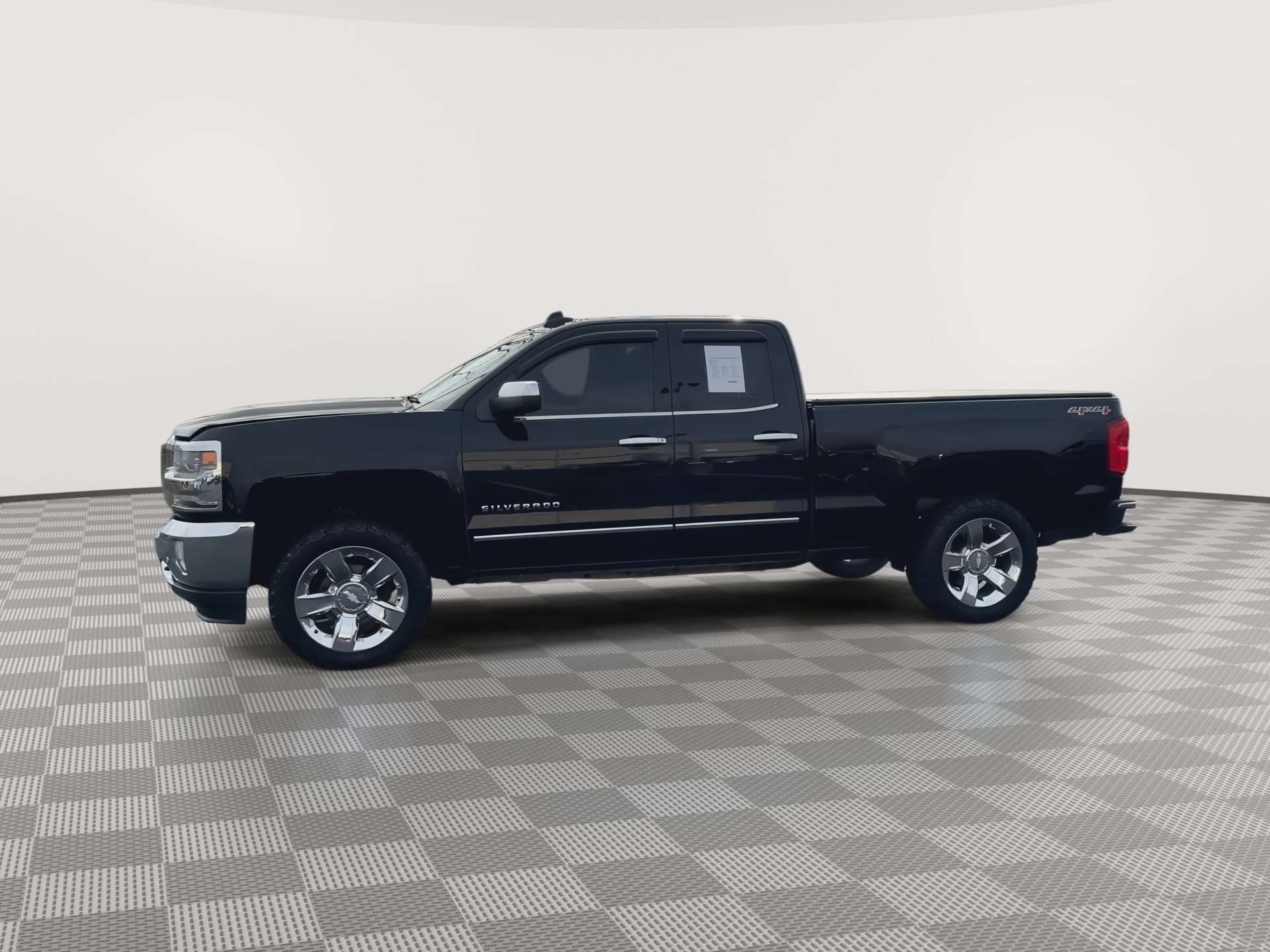 Used 2016 Chevrolet Silverado 1500 LTZ w/ Sport Package image 5