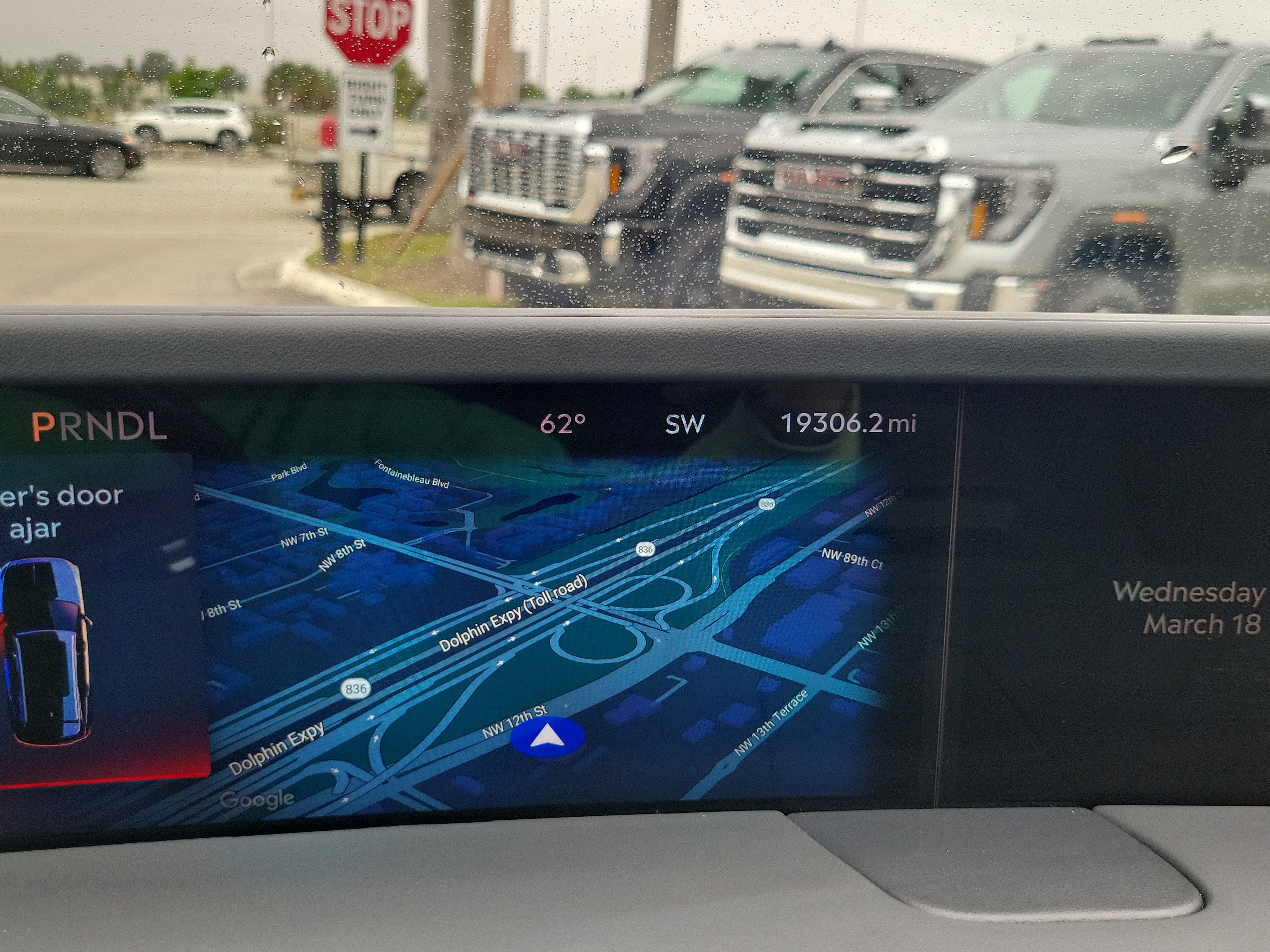 Used 2024 Lincoln Nautilus Premier image 10