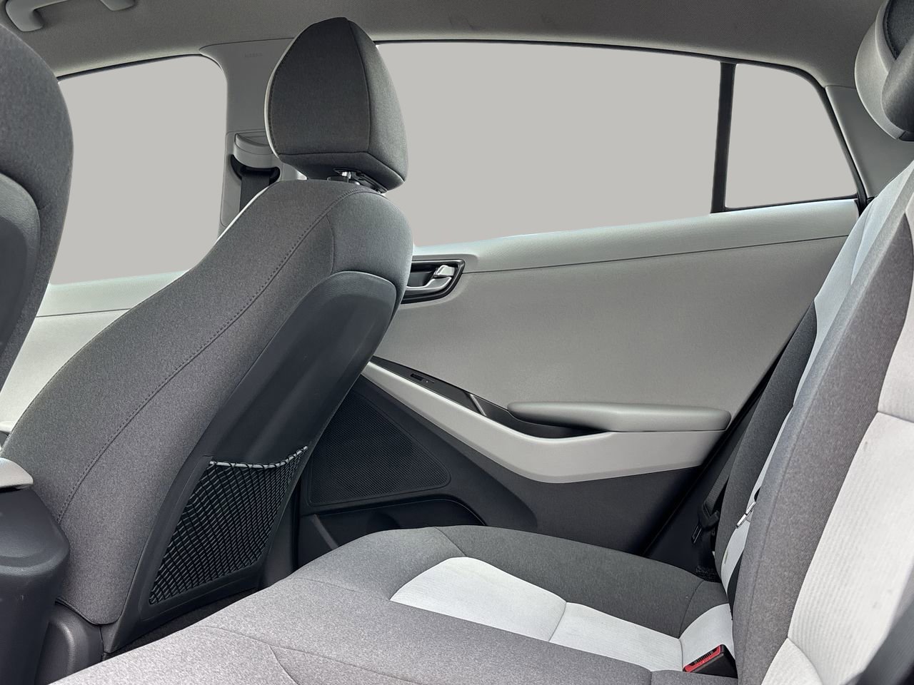 Used 2020 Hyundai Ioniq Blue image 15