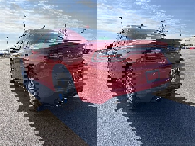 Used 2023 Dodge Charger SXT image 3