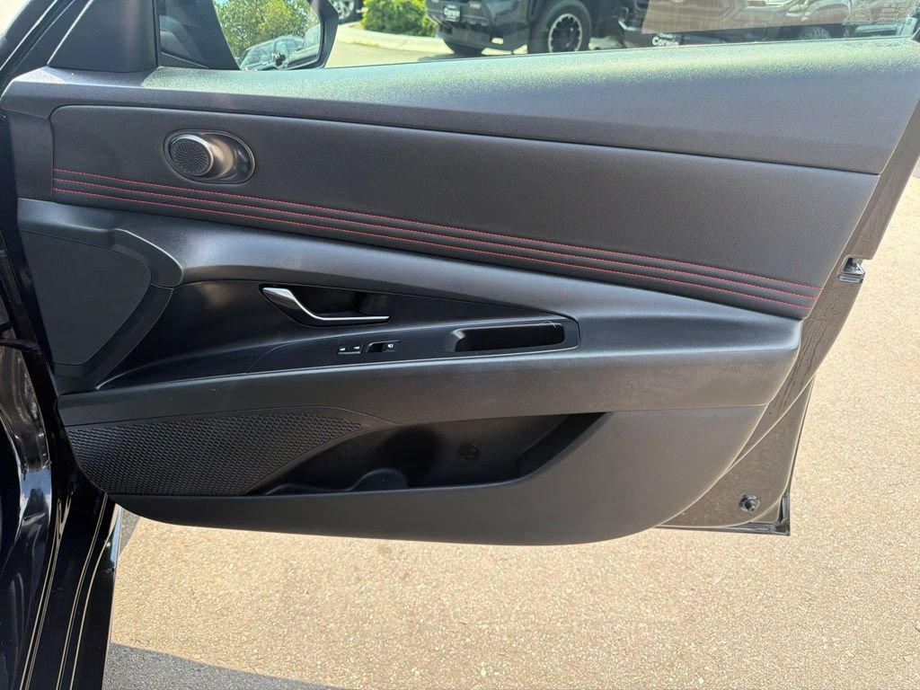 Used 2022 Hyundai Elantra N Line FWD image 11
