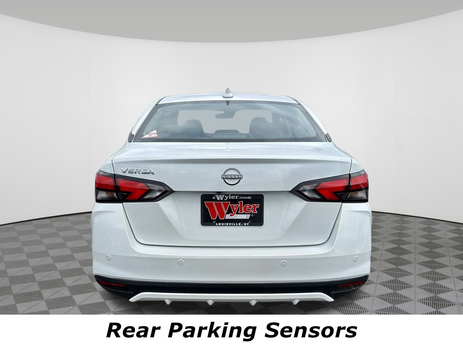 Used 2025 Nissan Versa SV w/ Trunk Package image 13