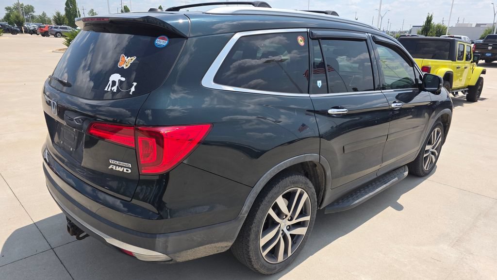 Used 2016 Honda Pilot Touring image 5
