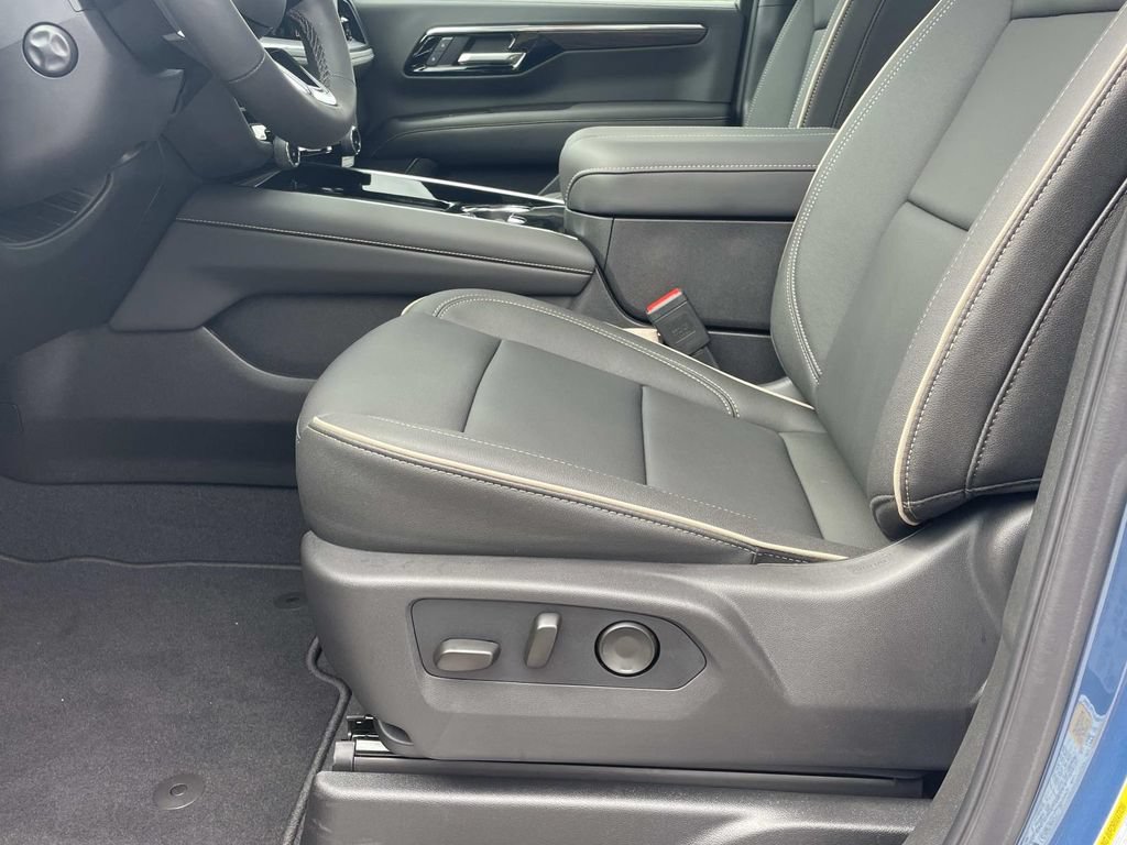 New 2026 Chevrolet Tahoe Premier w/ Sun And Tow Package AWD/4WD image 19