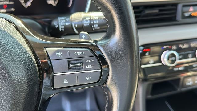 Used 2023 Honda Pilot Touring image 14